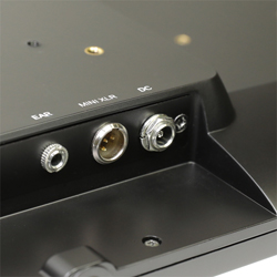 UH1560 | 4K UHD 15.6型 業務用液晶ディスプレイ | ADTECHNO Inc. エー